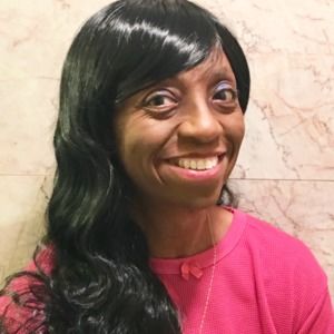 Meet your Posher, Marcia